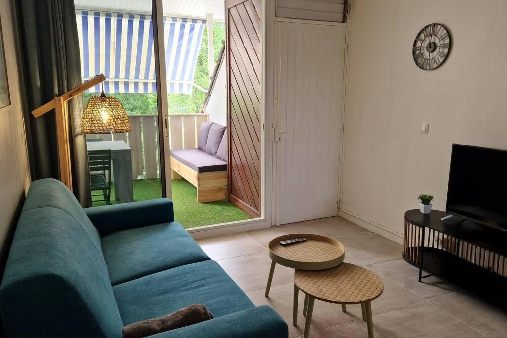 Appartement 500 Metres De La Plage A Gosier Ле Госие Екстериор снимка